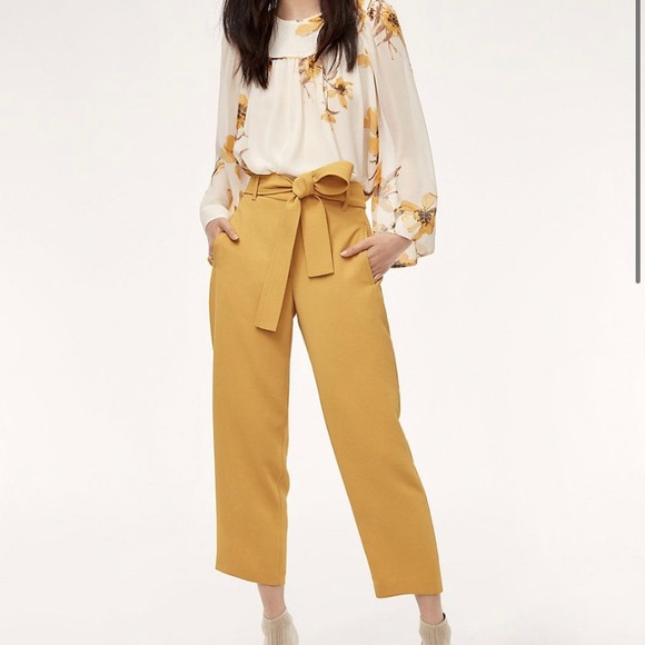 Aritzia Pants - *SALE* ❤️ Wilfred Tie-Front Pant